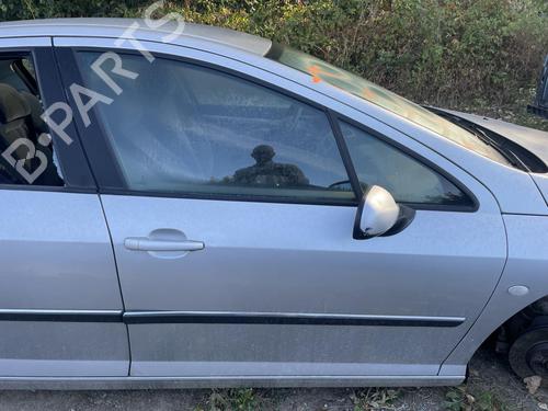 Dør højre fortil Dør højre fortil 38186253 38186253
