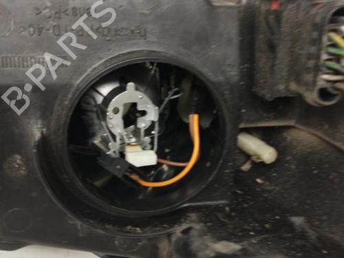 Used Left headlight PEUGEOT 407 SW (6E_, 6D_) 2.0 HDi 135 (136 hp) 26421899