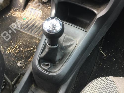 Gear lever CITROËN C3 II (SC_) 1.4 HDi 70 (SC8HZC, SC8HR0, SC8HP4) | BP30174227M90 