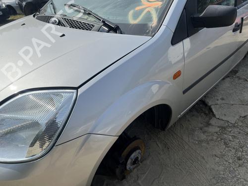 Used Left front fenders Left front fenders 37656622 37656622