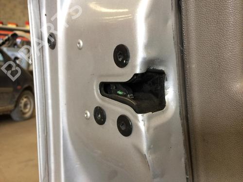 Used Front left lock RENAULT CLIO III (BR0/1, CR0/1) 1.5 dCi (BR17, CR17) (86 hp) 26424910