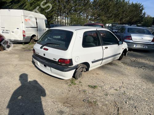 Used Rear right quarter glass Rear right quarter glass 37701482 37701482