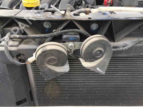 Horn RENAULT CLIO III (BR0/1, CR0/1) 1.4 16V | BP29843504E13 