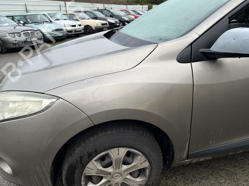 Used Left front fenders RENAULT MEGANE III Grandtour (KZ0/1) 1.5 dCi (KZ09, KZ0D, KZ1G, KZ29, KZ14, KZ1W, KZ10, KZ1F,... (110 hp) 32078717