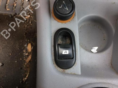 Used Left front window switch CITROËN C3 I (FC_, FN_) 1.4 i (73 hp) 26451484