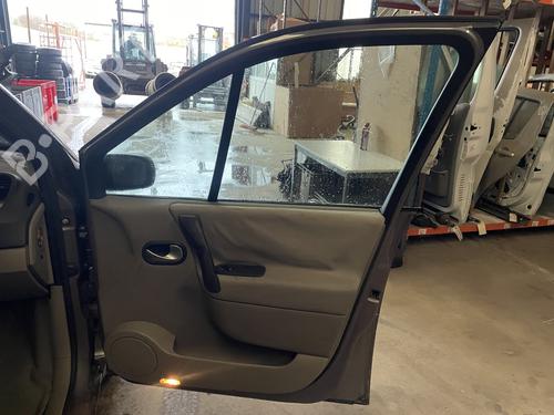 Used Front right lock Front right lock RENAULT SCÉNIC II (JM0/1_) 1.9 dCi (JM0G, JM12, JM1G, JM2C) (120 hp) 31583924 31583924