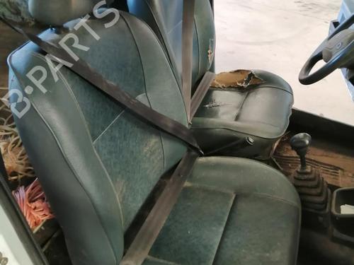 Used Front right belt tensioner RENAULT RAPID Box Body/MPV (F40_, G40_) 1.9 D (F40R) (54 hp) 26421030