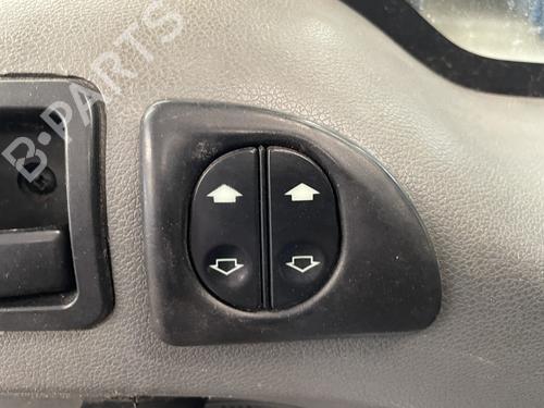 Used Left front window switch Left front window switch FORD TRANSIT CONNECT (P65_, P70_, P80_) 1.8 Di (75 hp) 34256885 34256885