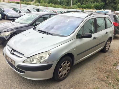 Used Right headlight PEUGEOT 307 Break (3E) 2.0 HDI 110 (107 hp) 27573690