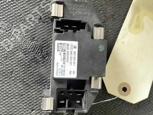 Used Heater resistor Heater resistor AUDI A4 B8 Avant (8K5) 2.0 TDI (143 hp) 26427908 26427908
