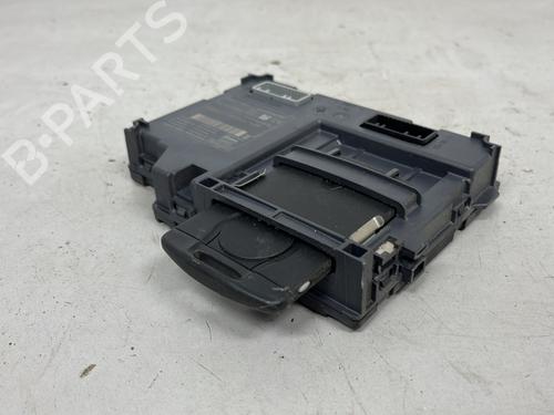Kartenleser für RENAULT CLIO IV (BH_) 1.2 16V (73 hp) 27612725