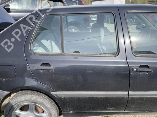 Dør højre bagtil Dør højre bagtil VW VENTO (1H2) 1.9 TD (75 hp) 33475071 33475071