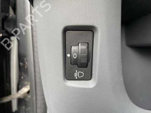 Used Headlight switch Headlight switch 38490657 38490657