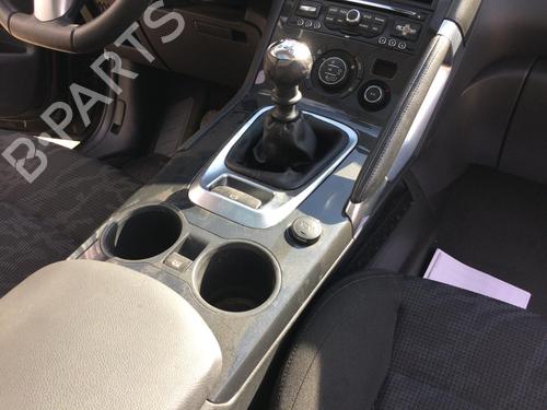 Middle console PEUGEOT 3008 I MPV (0U_) 1.6 THP | BP29148596I22 