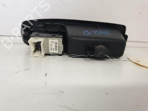 Used Right rear window switch RENAULT KOLEOS I (HY_) 2.0 dCi (HY0K) (150 hp) 26426956