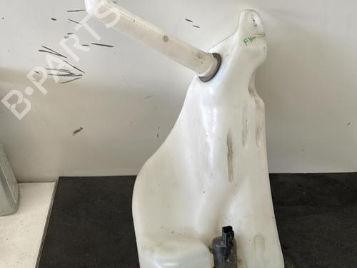 Used Windscreen washer tank RENAULT MEGANE III Grandtour (KZ0/1) 1.5 dCi (KZ09, KZ0D, KZ1G, KZ29, KZ14, KZ1W, KZ10, KZ1F,... (110 hp) 26422449