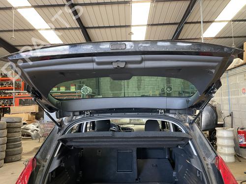 Used Tailgate lock PEUGEOT 3008 I MPV (0U_) 2.0 HDi 150 / BlueHDi 150 (150 hp) 26736903