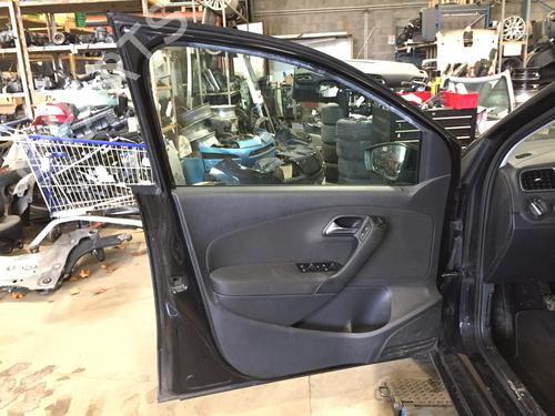 Left front door VW POLO V (6R1, 6C1) 1.6 TDI | BP29843397C2 