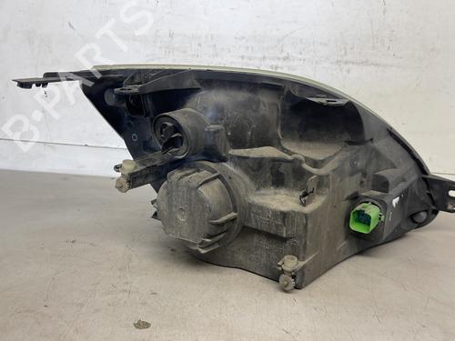 Left headlight FORD FIESTA V (JH_, JD_) 1.4 16V | BP26426413C28 