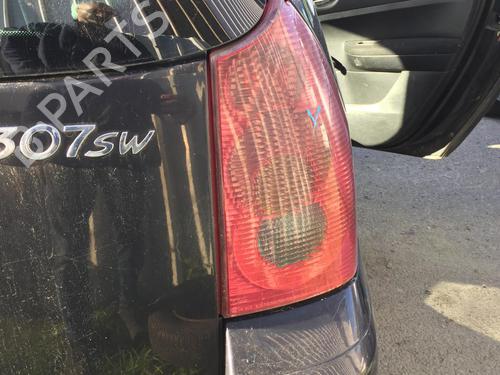 Used Lamp holder PEUGEOT 307 SW (3H) 1.6 HDI 110 (109 hp) 30321520