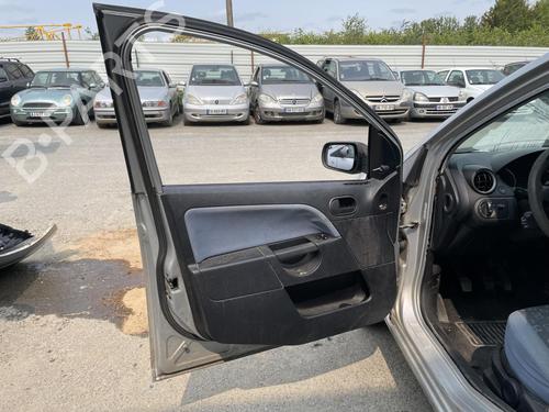 Left front door FORD FIESTA V (JH_, JD_) 1.3 | BP26458475C2 