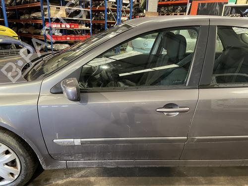 Used Left front door RENAULT LAGUNA II (BG0/1_) 1.6 16V (BG1G, BG1H) (112 hp) 32219154