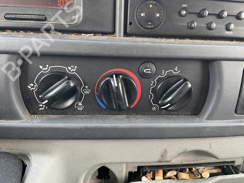 Used Climate control Climate control RENAULT MASTER II Van (FD) 2.5 dCi 100 (FD0U, FD0V, FD3U, FD3V, FD8U, FD8V) (99 hp) 33475025 33475025
