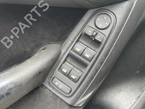 Used Left front window switch Left front window switch 38186099 38186099