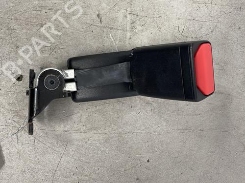 seat-buckle-peugeot-2008-i-cu_-2013-33171826 main image