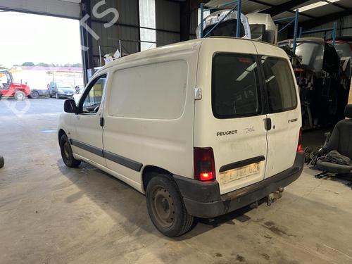 Support PEUGEOT PARTNER Box Body/MPV (5_, G_) 1.9 D | BP26424723C155