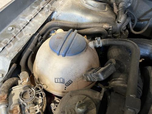 Used Expansion tank SKODA OCTAVIA I (1U2) 1.9 TDI (110 hp) 31910256