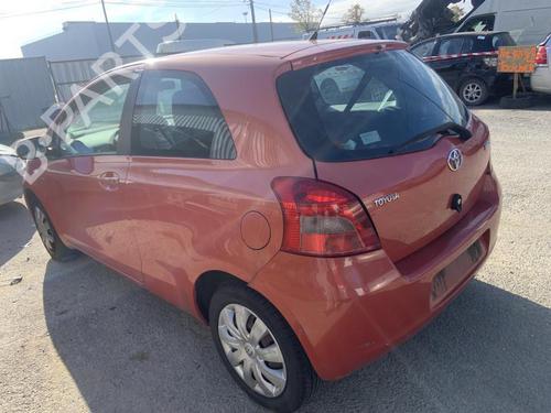 Front left window mechanism TOYOTA YARIS (_P9_) 1.4 D-4D (NLP90_, NLP90R) | BP26428106C22