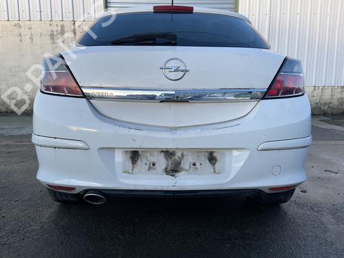 Used Switch Switch OPEL ASTRA H GTC (A04) 1.7 CDTI (L08) (125 hp) 32083743 32083743