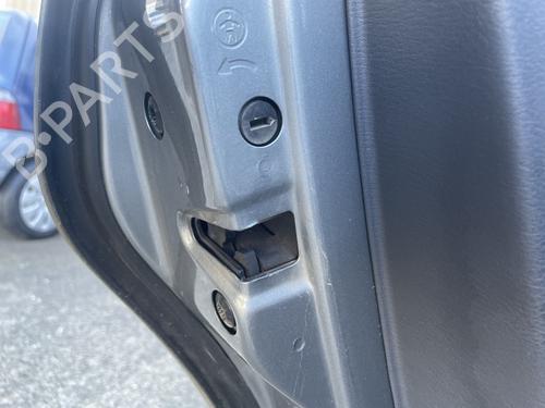 Venstre bak lås VW PASSAT B5.5 (3B3) 1.9 TDI | BP26417593C100 