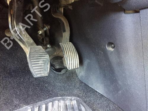 Pedal OPEL CORSA D (S07) 1.3 CDTI (L08, L68) (90 hp) 31329298