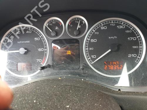 Fuse box PEUGEOT 307 (3A/C) 2.0 16V | BP26421878E1 