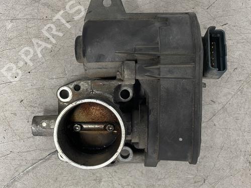 Used Throttle body Throttle body CITROËN C4 CACTUS 1.2 VTi 82 (82 hp) 27573676 27573676