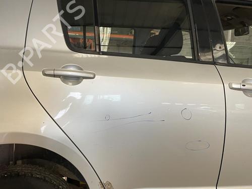 Used Right rear door SUZUKI SWIFT III (MZ, EZ) 1.3 DDiS (RS413D) (75 hp) 26426816