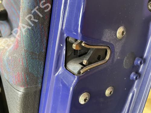 Used Front right lock Front right lock VW POLO III (6N1) 55 1.3 (55 hp) 31883319 31883319