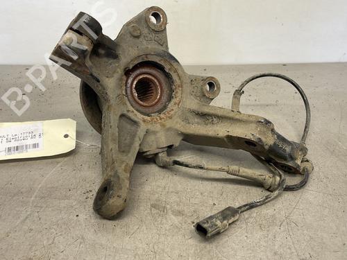 Used Right front steering knuckle Right front steering knuckle RENAULT ZOE (BFM_) ZOE (88 hp) 33213010 33213010