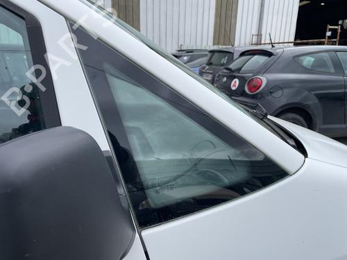 Used Front right quarter glass Front right quarter glass CITROËN JUMPY I Van (BS_, BT_, BY_, BZ_) 2.0 HDi 95 (94 hp) 33722764 33722764