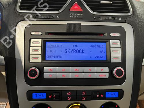 Used Radio Radio VW EOS (1F7, 1F8) 2.0 TDI (140 hp) 31275035 31275035