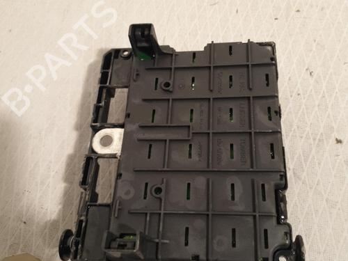 Used Fuse box PEUGEOT 307 Break (3E) 2.0 HDI 110 (107 hp) 26422232