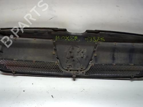 Used Grille Grille PEUGEOT BOXER Van (244) 2.2 HDi (101 hp) 26422688 26422688