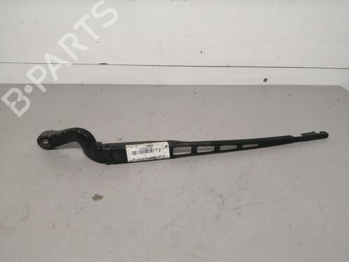 Used Front windshield wiper arm AUDI A6 C6 Avant (4F5) 2.0 TDI (140 hp) 26419717