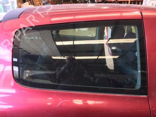 Panel rute bak høyre RENAULT CLIO II (BB_, CB_) 1.2 (BB0A, BB0F, BB10, BB1K, BB28, BB2D, BB2H, CB0A,... (58 hp) 28544526