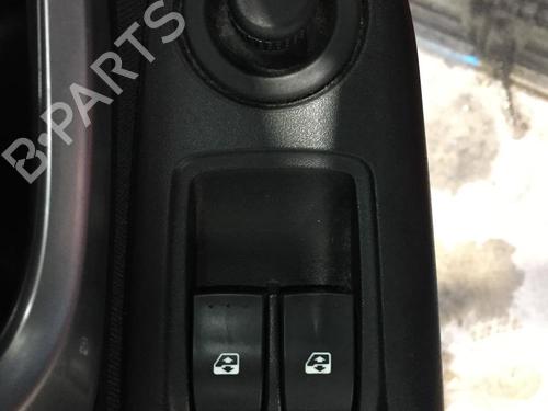 Left front window switch RENAULT CLIO II (BB_, CB_) 1.4 16V (B/CB0P, BB13) | BP29456309I27 