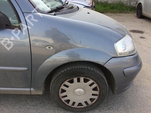 Used Right front fenders CITROËN C3 I (FC_, FN_) 1.4 i (73 hp) 26451454
