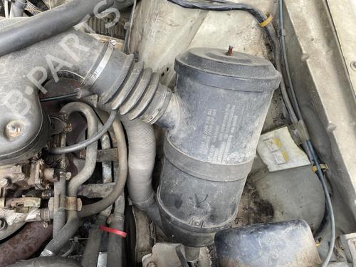 Used Air filter box Air filter box 38584827 38584827