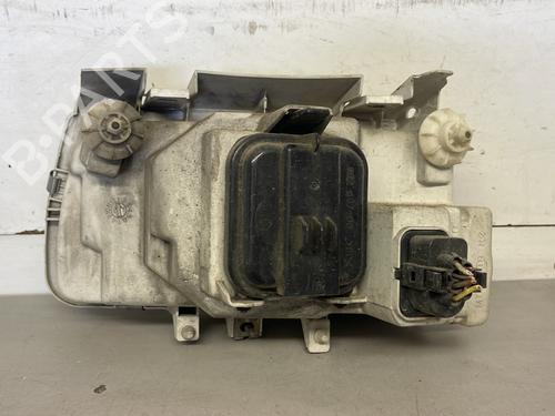 Right headlight VW POLO III (6N1) 60 1.4 | BP26418459C29 